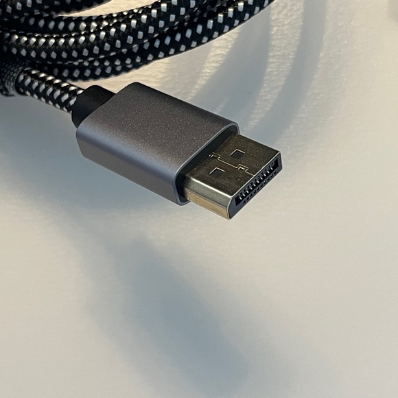 Mini DisplayPort to HDMI Cable BENFEI Mini DP to HDMI  2m cable - Picture 3 of 3